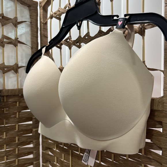 NEW Victoria's Secret Ivory Wireless Push Up Bra 34DDD - Picture 16 of 16